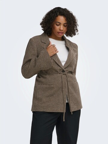 Blazer 'CARNELLA' ONLY Carmakoma en marron : devant