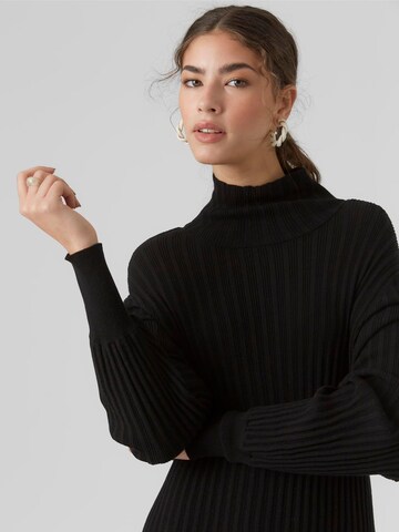 Vero Moda Petite - Vestido de punto 'WIELD' en negro