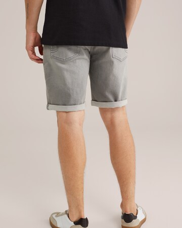 WE Fashion Regular Дънки в сиво