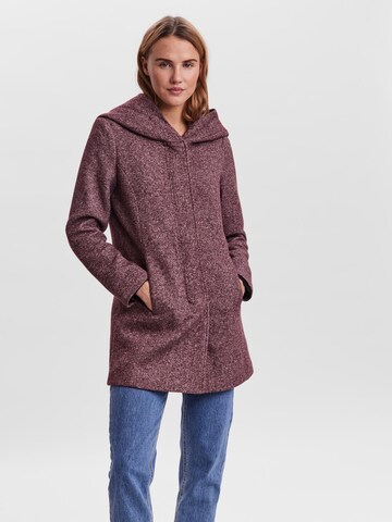 VERO MODA Between-Seasons Coat 'Dona' in Red: front