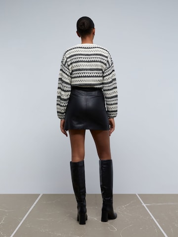 Coupe slim Jupe Scalpers en noir