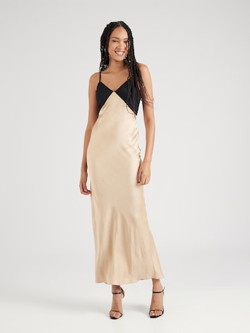 Robe River Island en beige : devant