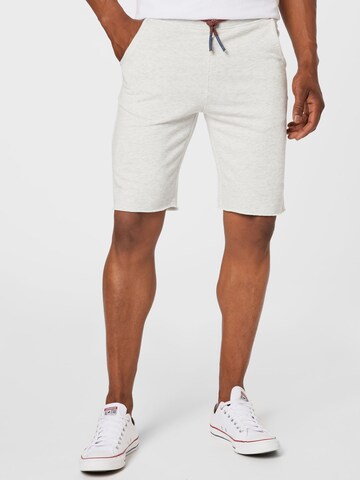Petrol Industries Shorts in Weiß: front