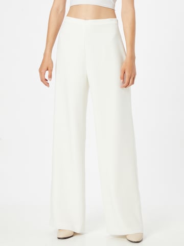 SWING Loose fit Pants in White: front