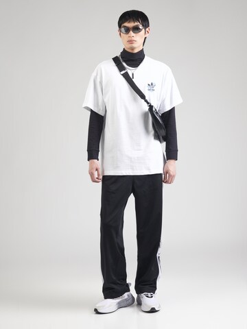 T-Shirt ADIDAS ORIGINALS en blanc