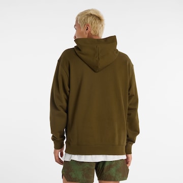 Sweat-shirt 'Athletics Runners Arent Normal' new balance en vert