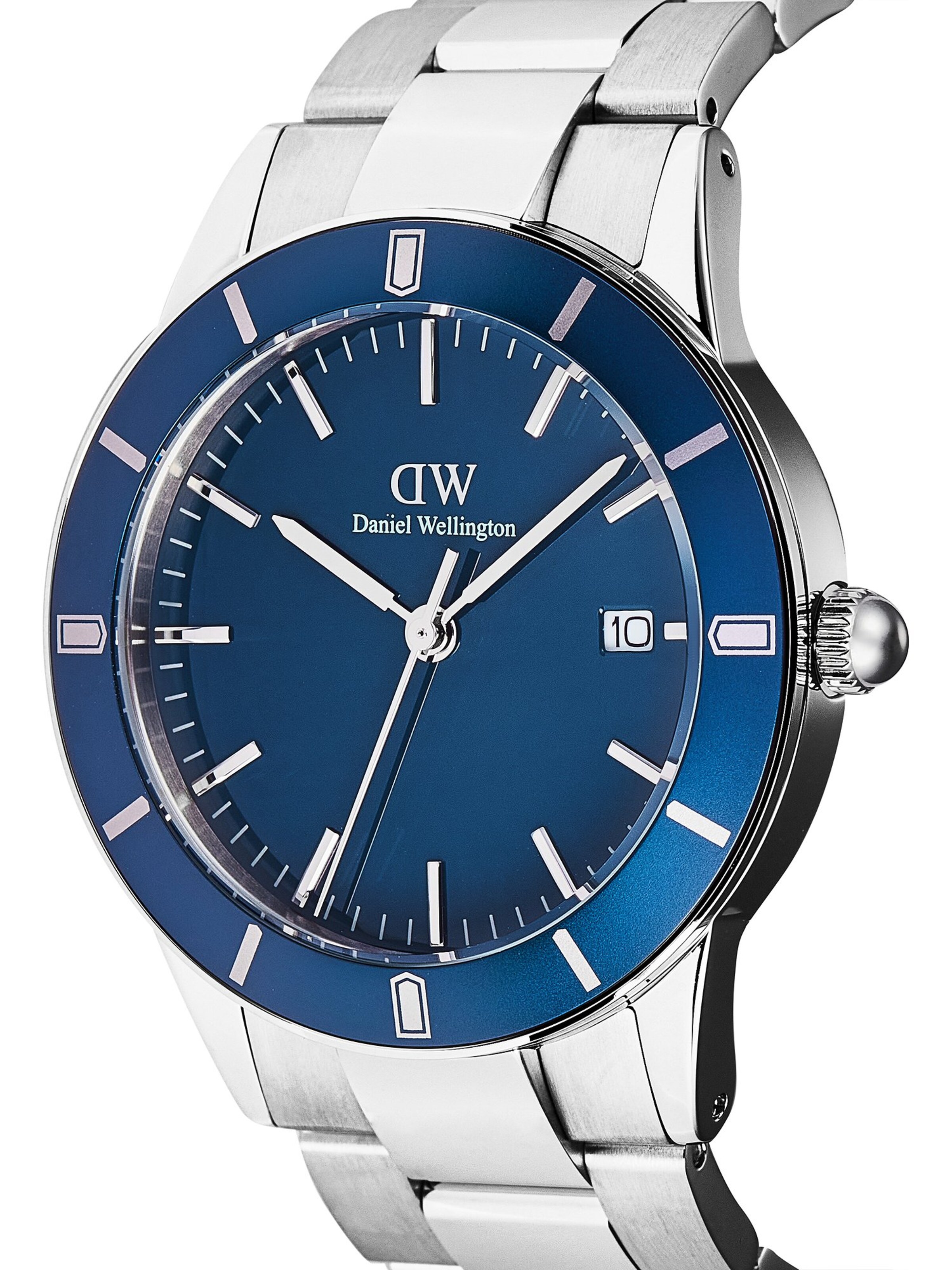 Daniel Wellington Analog watch in Silver