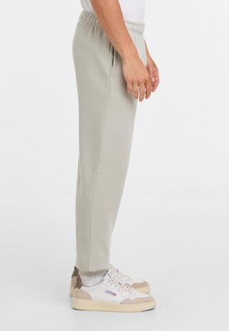Urban Classics Tapered Hose 'Essential' in Grau