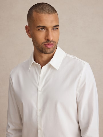 DAN FOX APPAREL Regular fit Риза 'Christoph' в бяло