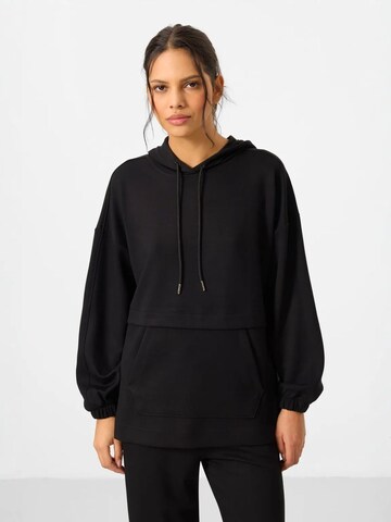 Tuta da jogging di Tommy Life in nero: frontale