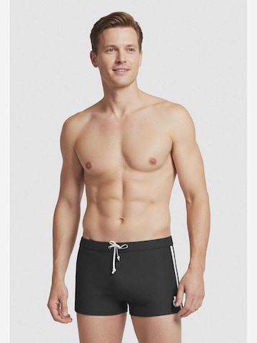 Shorts de bain IMPETUS en noir