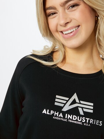 ALPHA INDUSTRIES Sweatshirt in Schwarz