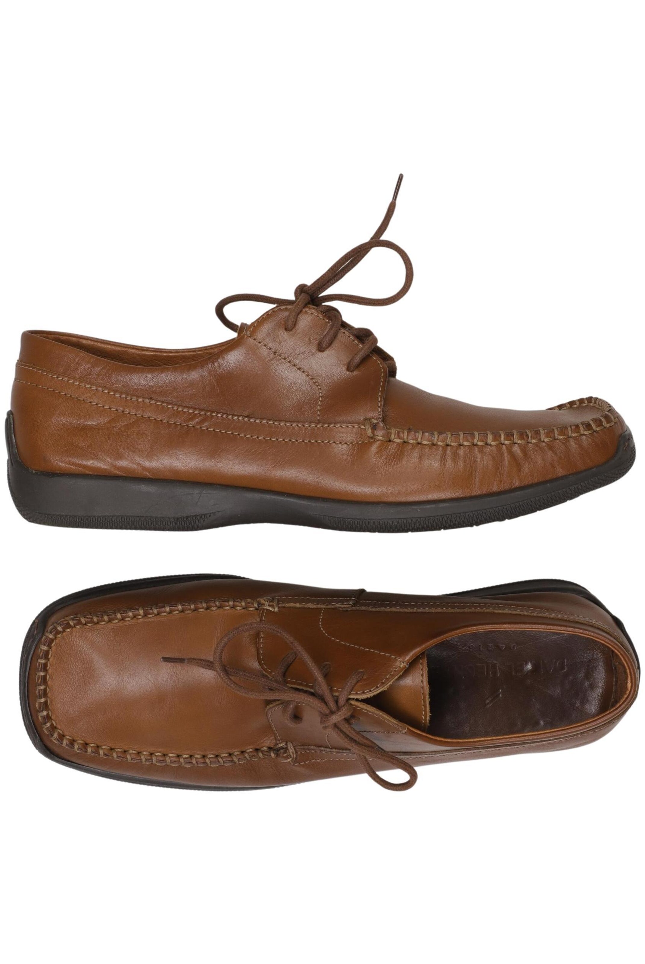 HECHTER PARIS Flats & Loafers in 42 in Brown: front