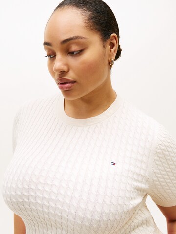 Tommy Hilfiger Curve Pulover | bež barva