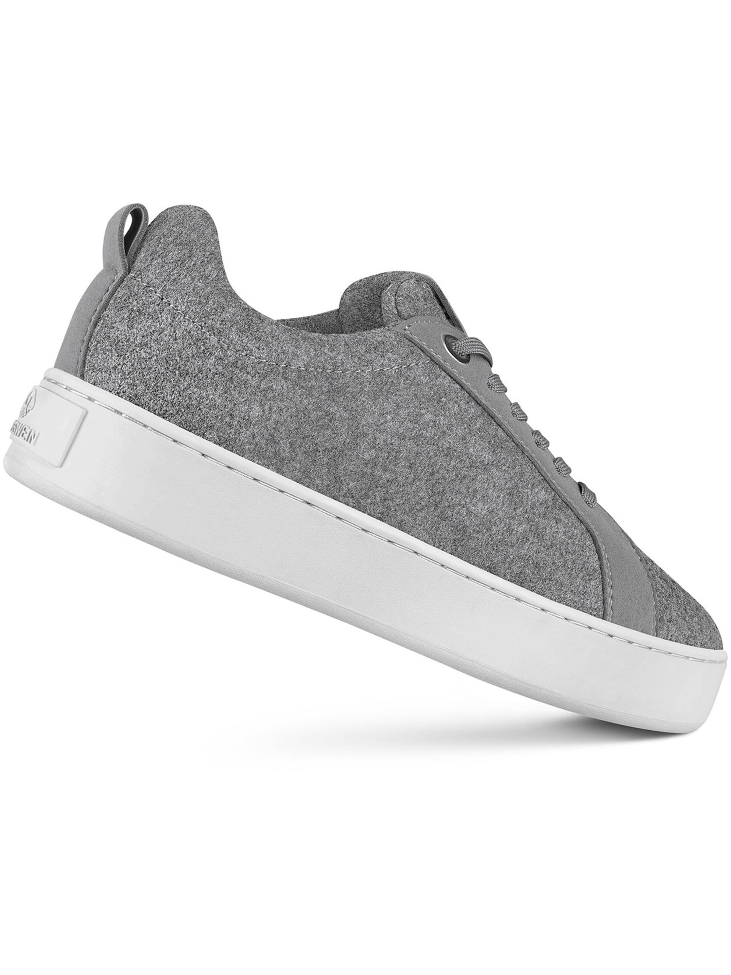 Baskets basses GIESSWEIN en gris