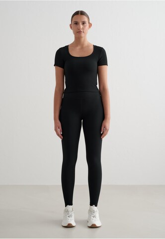 Aim'n Tričko – černá