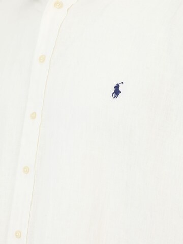 Polo Ralph Lauren Big & Tall - Ajuste confortable Camisa en blanco