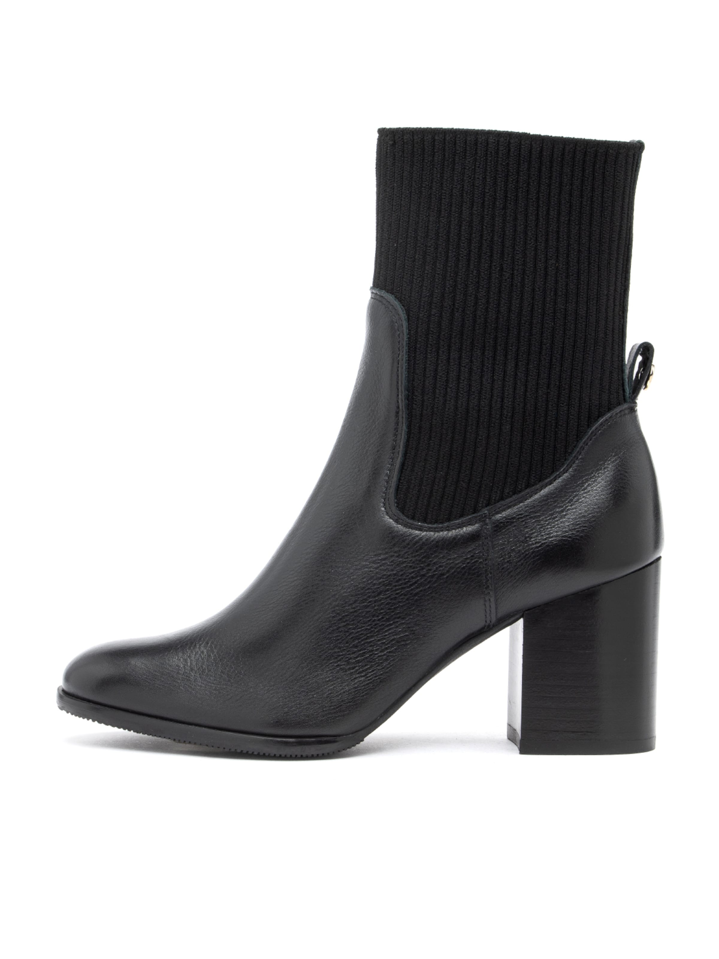 RYŁKO - Botines en negro: frente
