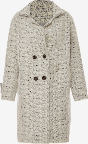 YASANNA Knitted Coat in Beige: front