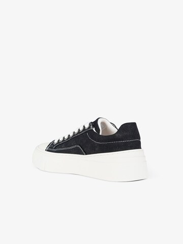 Baskets basses ACUPUNCTURE en noir