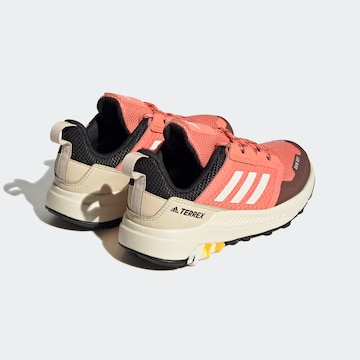 Chaussure de sport 'Trailmaker Rain.Rdy' ADIDAS TERREX en orange