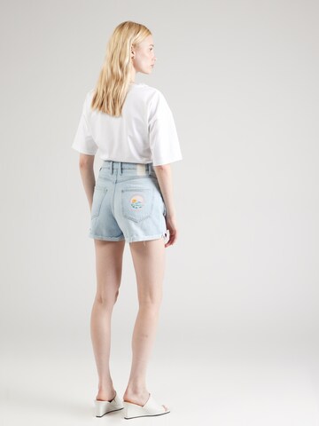 PIECES Regular Shorts  'PCAMER' in Blau