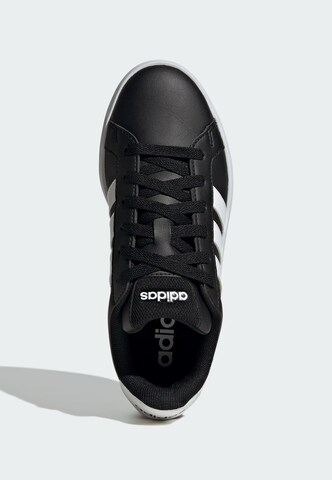 ADIDAS SPORTSWEAR Sneaker 'Grand Court  3.0' in Schwarz