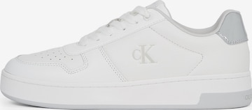 Calvin Klein Matalavartiset tennarit 'BASKET' värissä valkoinen: etupuoli