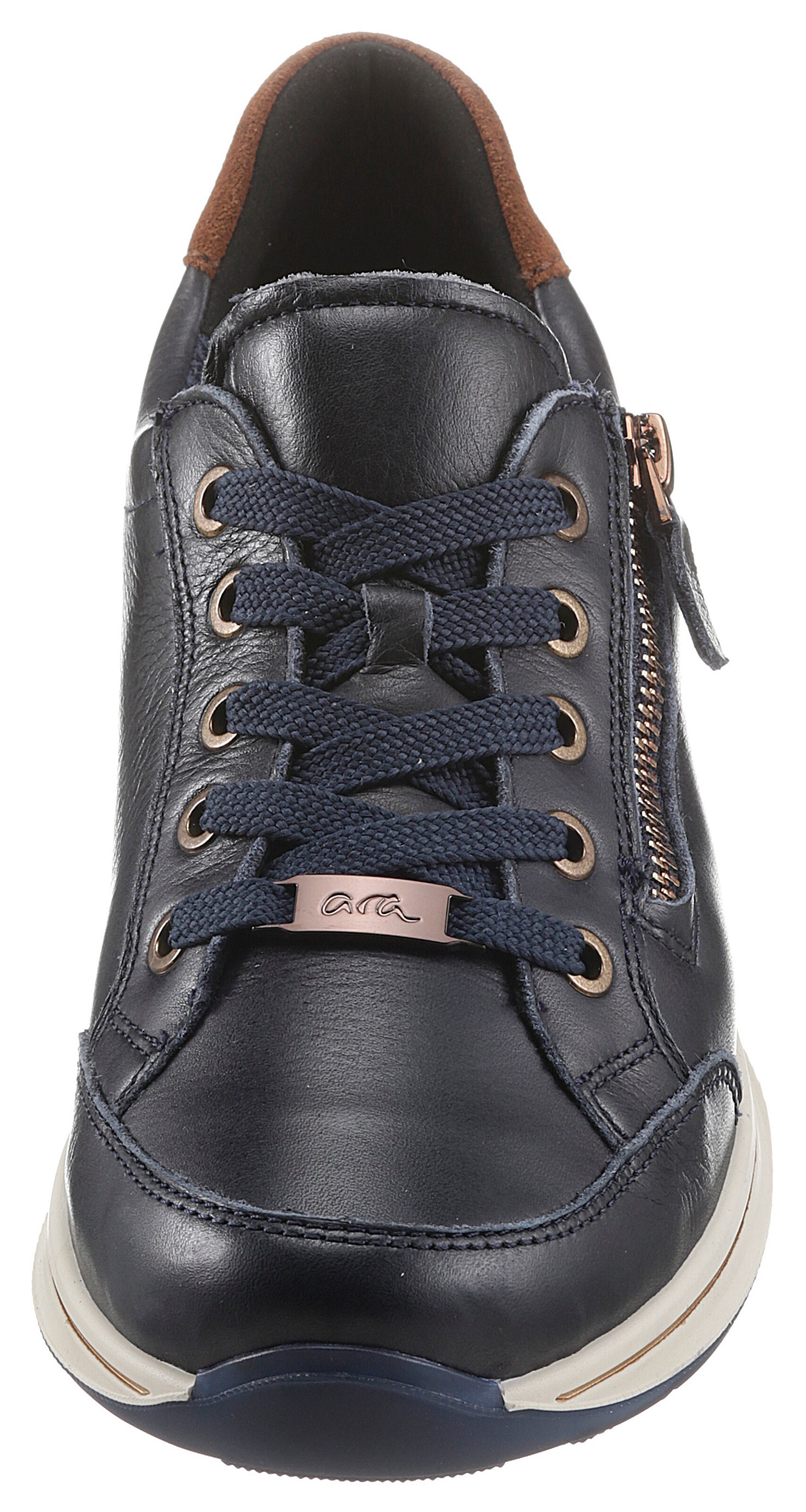 ARA - Sapatilhas baixas em preto