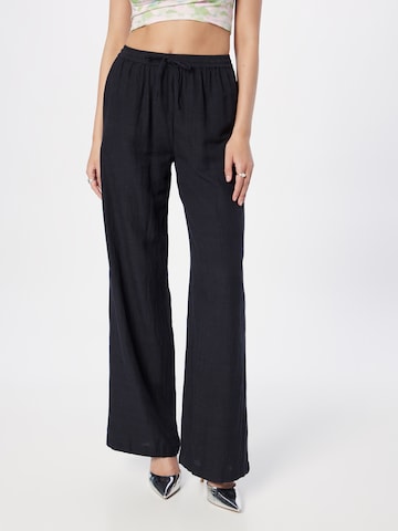 Wide leg Pantaloni di NLY by Nelly in nero: frontale