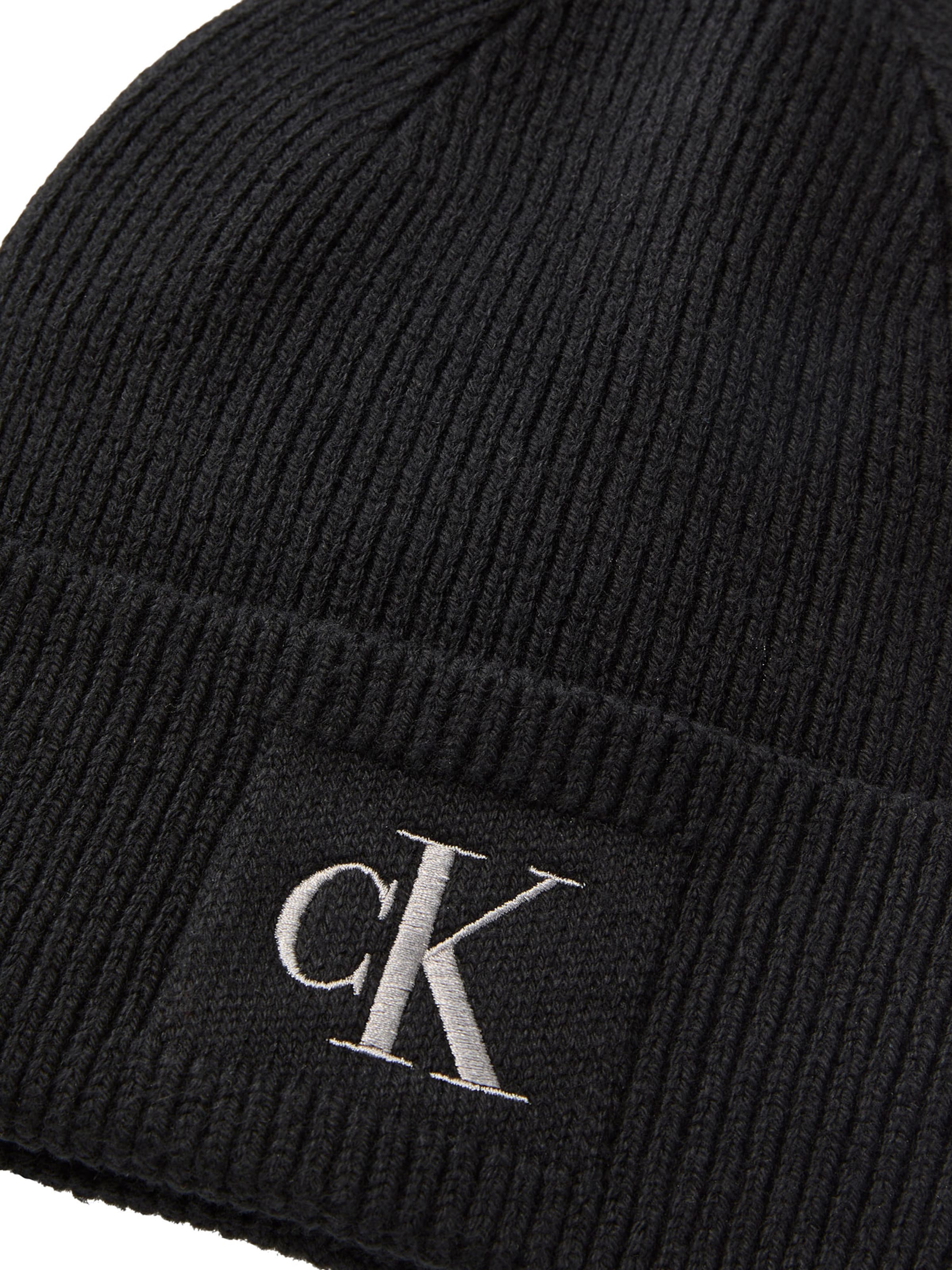 Calvin Klein Шапка в Черный