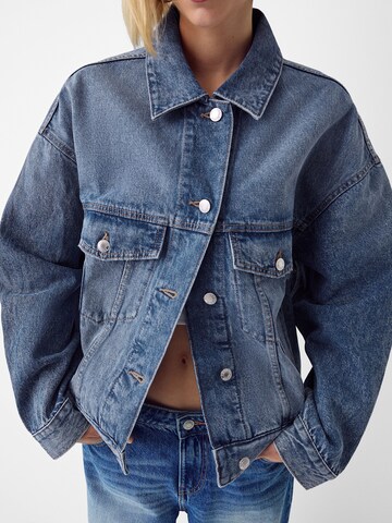 Bershka Jacke in Blau