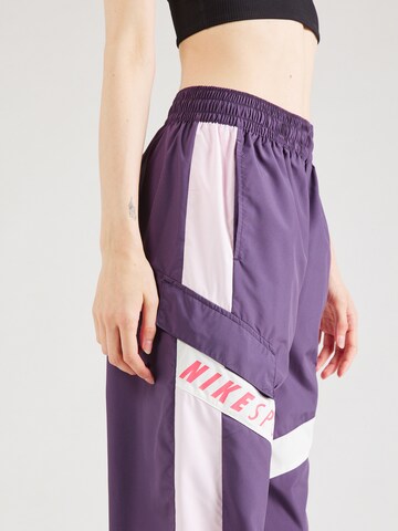 Nike Sportswear Свободный крой Штаны в Лиловый