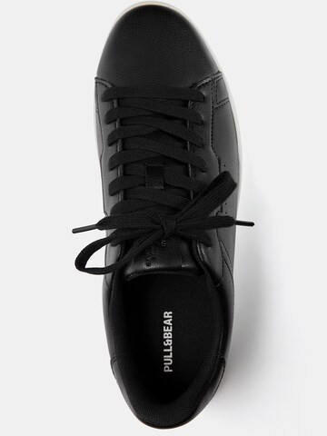 Sneaker bassa di Pull&Bear in nero
