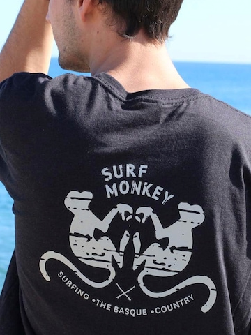 Surf Monkey Shirt‌‌‌‌‌‌‌‌‌‌ in Schwarz