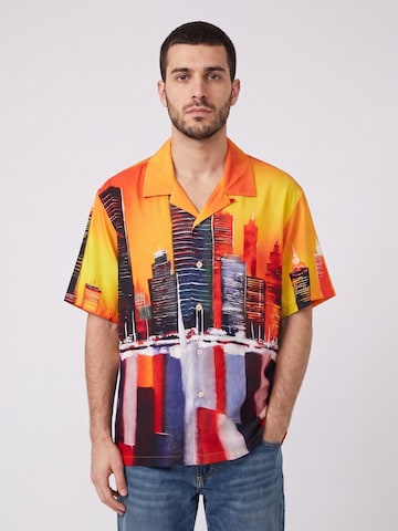 HUF Comfort fit Koszula 'Concrete Jungle S/S Woven Top' w kolorze mieszane kolory: przód