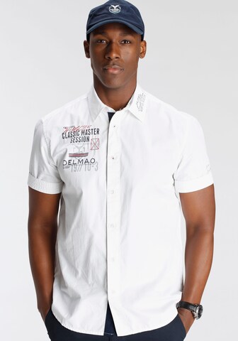 DELMAO Regular Fit Hemd in Weiß
