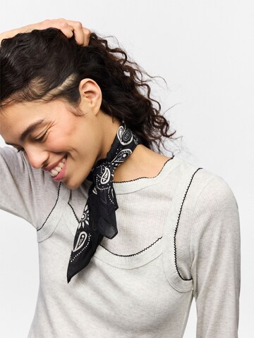 PIECES Tuch 'KAMILLA ' in Schwarz
