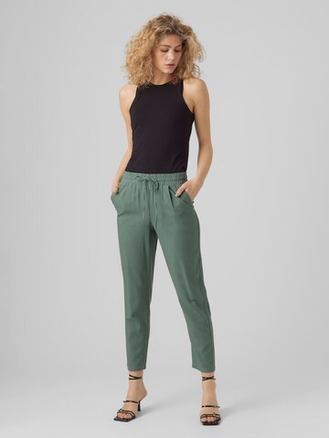 Loosefit Pantaloni 'VMJesmilo' di VERO MODA in verde