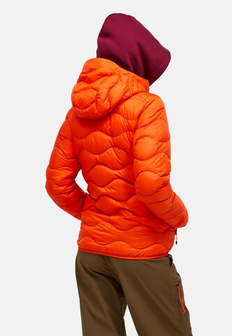 PEAK PERFORMANCE Between-Season Jacket in Orange