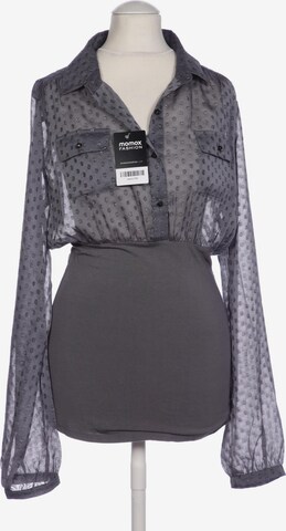 Fornarina Blouse & Tunic in M in Grey: front