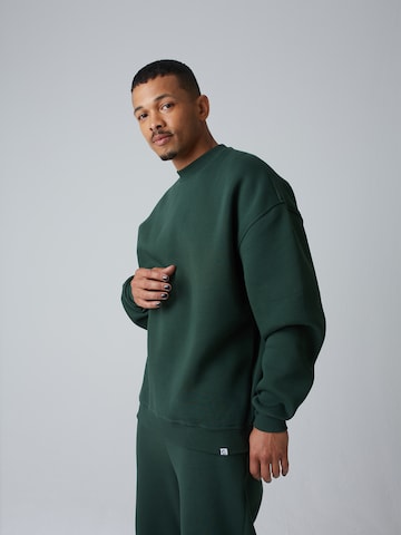 ABOUT YOU x Benny Cristo Sweatshirt 'Dave' i grønn: forside