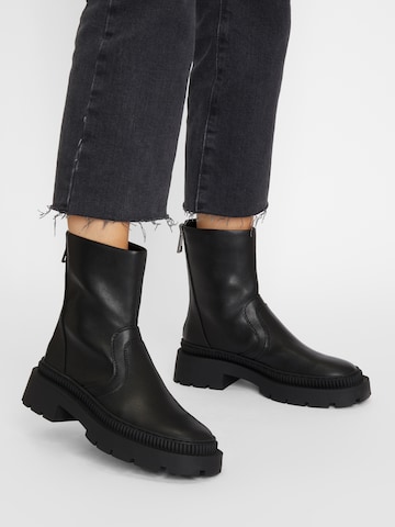 MANGO Boots 'Army' in Black: front