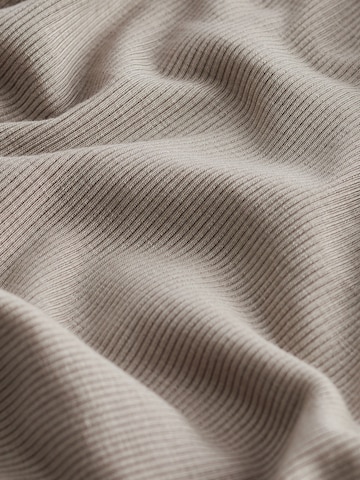 Next Shirts i beige