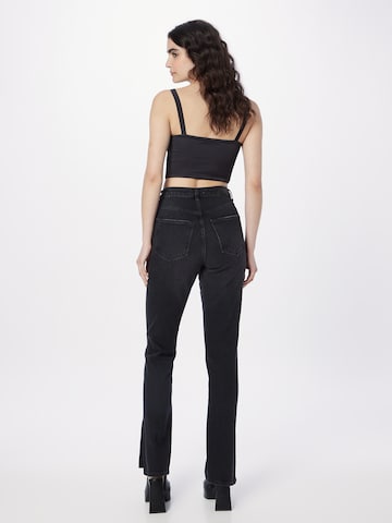 Gina Tricot Regular Jeans i svart