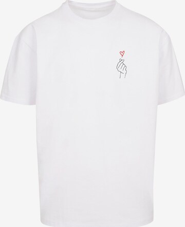 Merchcode Shirt 'K Heart' in Wit: voorkant