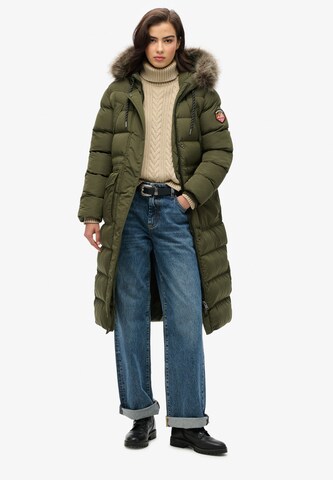 Superdry Winter coat 'Everest' in Green: front