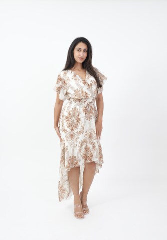 Robe Elara en marron : devant