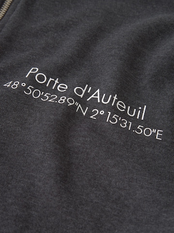 TWO SOON Sweatshirt in Grey