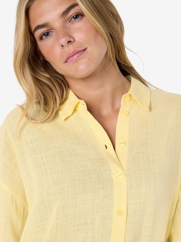 Noisy may Bluse i gul